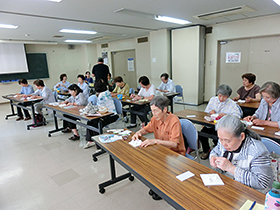 7/19 紙粘土でマイ作品づくり