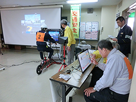 4/13　春の交通安全　自転車シミュレーション