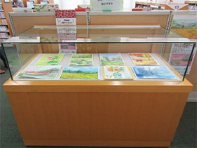 東成図書館のギャラリーに作品展示