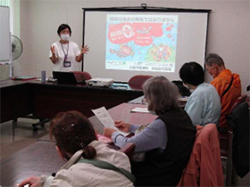 結核検診車で『無料レントゲン検診』