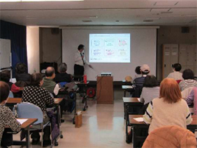 シニア向けスマートフォン体験講座